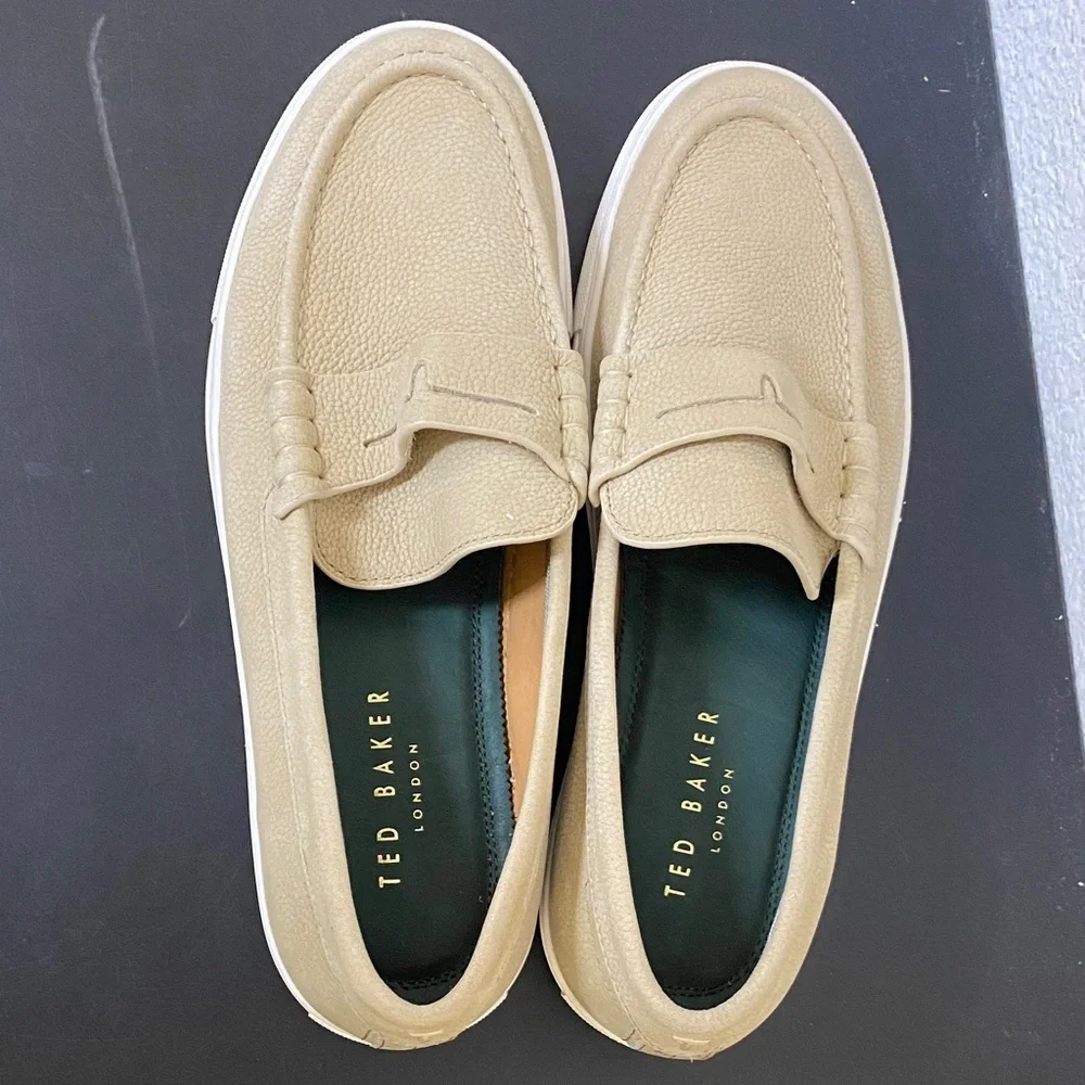 Ted Baker Miicke 6 Nubuck Loafers In Beige 9.5 US